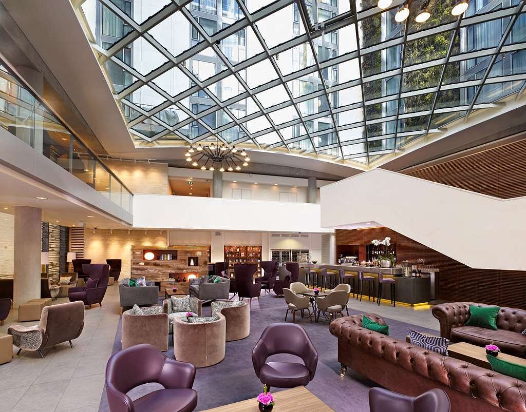 DoubleTree by Hilton DoubleTree by Hilton